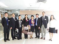 The delegation visits Li Ka Shing Institute of Health Sciences.